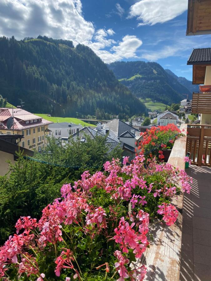 Amalia Apartment Santa Cristina Val Gardena المظهر الخارجي الصورة